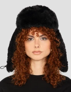 Chapka noire badgée, mouton double face - NOIR