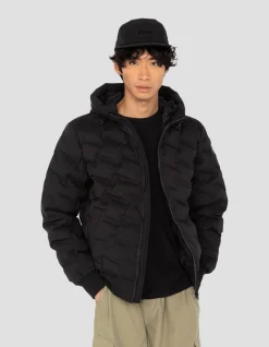 Doudoune noire à capuche avec matelassage soudé, sans couture - NOIR